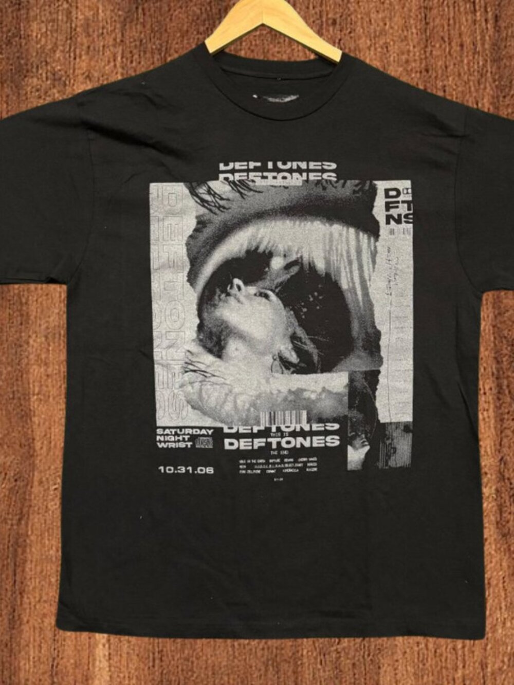 Deftones Graphic Unisex T-shirt